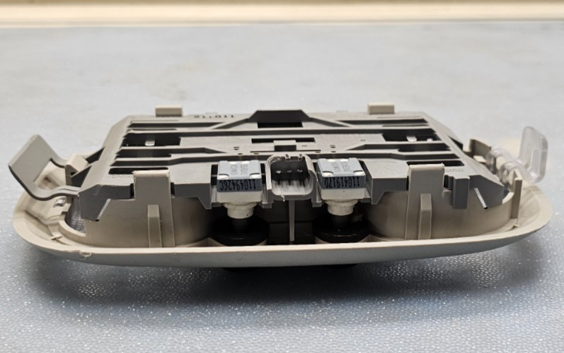 🔥07-12 Dodge Caliber Roof Overhead Console Lights Lamp w/o Sunroof Trim TAN OEM