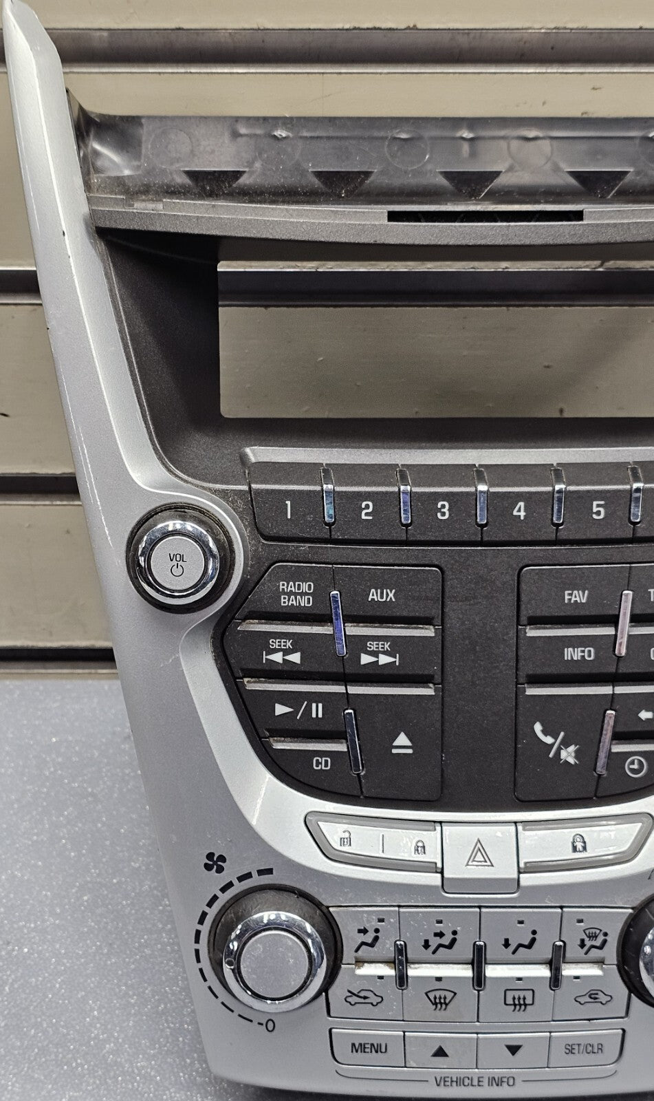 🔥10-11 Chevy Equinox /GMC Terrain Radio Face Climate Control Panel Bezel SILVER