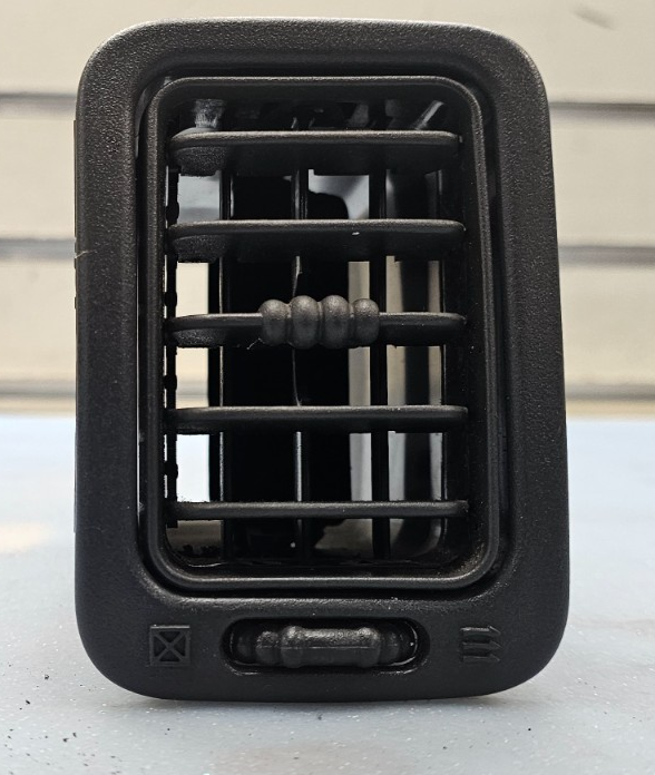 🔥99-06 Silverado Tahoe Dash Right Passenger Air Vent A/C AC HVAC Heater Black