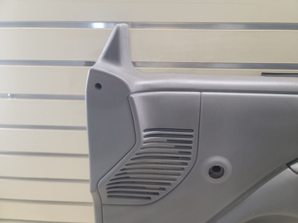 92-96 Ford F150 F250 BRONCO Door Panel Front right passenger 1/2 manual gray D18