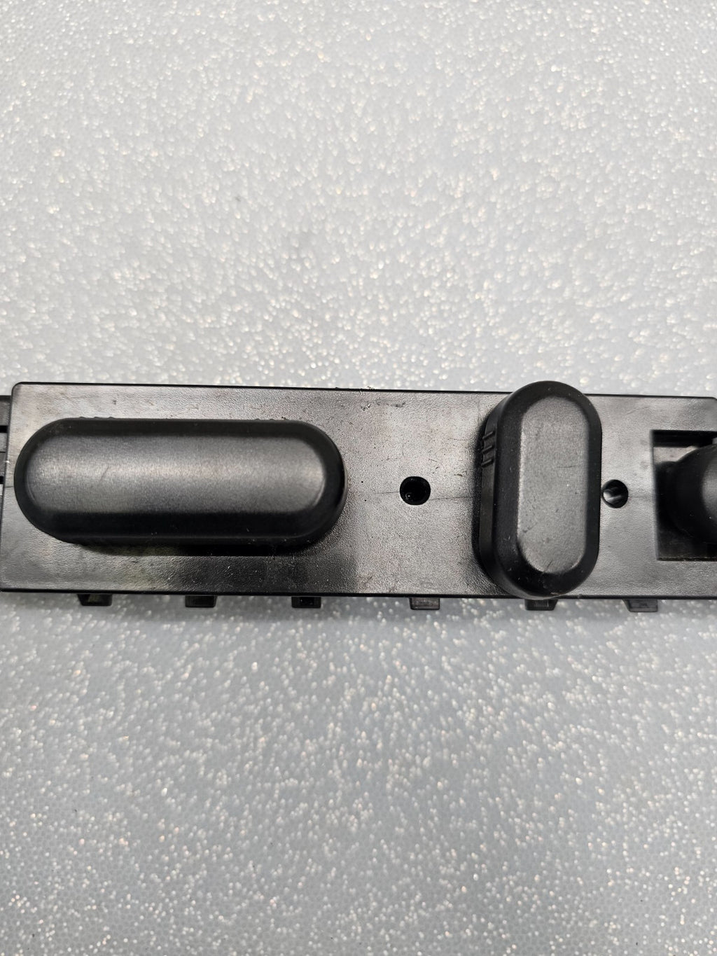 06-15 EXPLORER FUSION MILAN MKZ LEFT SIDE DRIVER SEAT SWITCH CONTROL ASSEMBLY