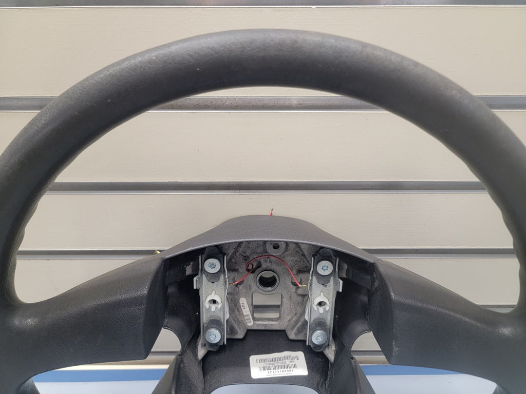 02-09 Trailblazer Envoy03-06 SILVERADO SIERRA YUKON STEERING WHEEL LEATHER BLACK