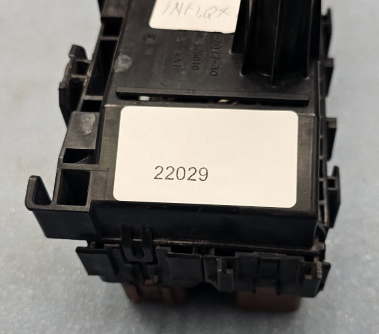 🔥04-07 NISSAN ARMADA INFINITI QX56 BCM FUSE BOX RELAY JUNCTION BOX OEM
