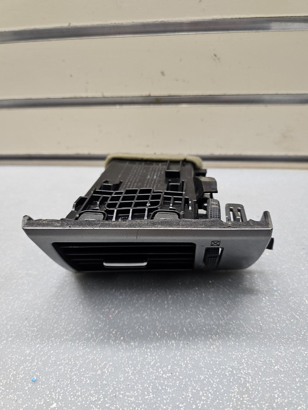 🔥2007-2012 NISSAN VERSA DASH AIR VENT AC LH DRIVER SIDE OEM