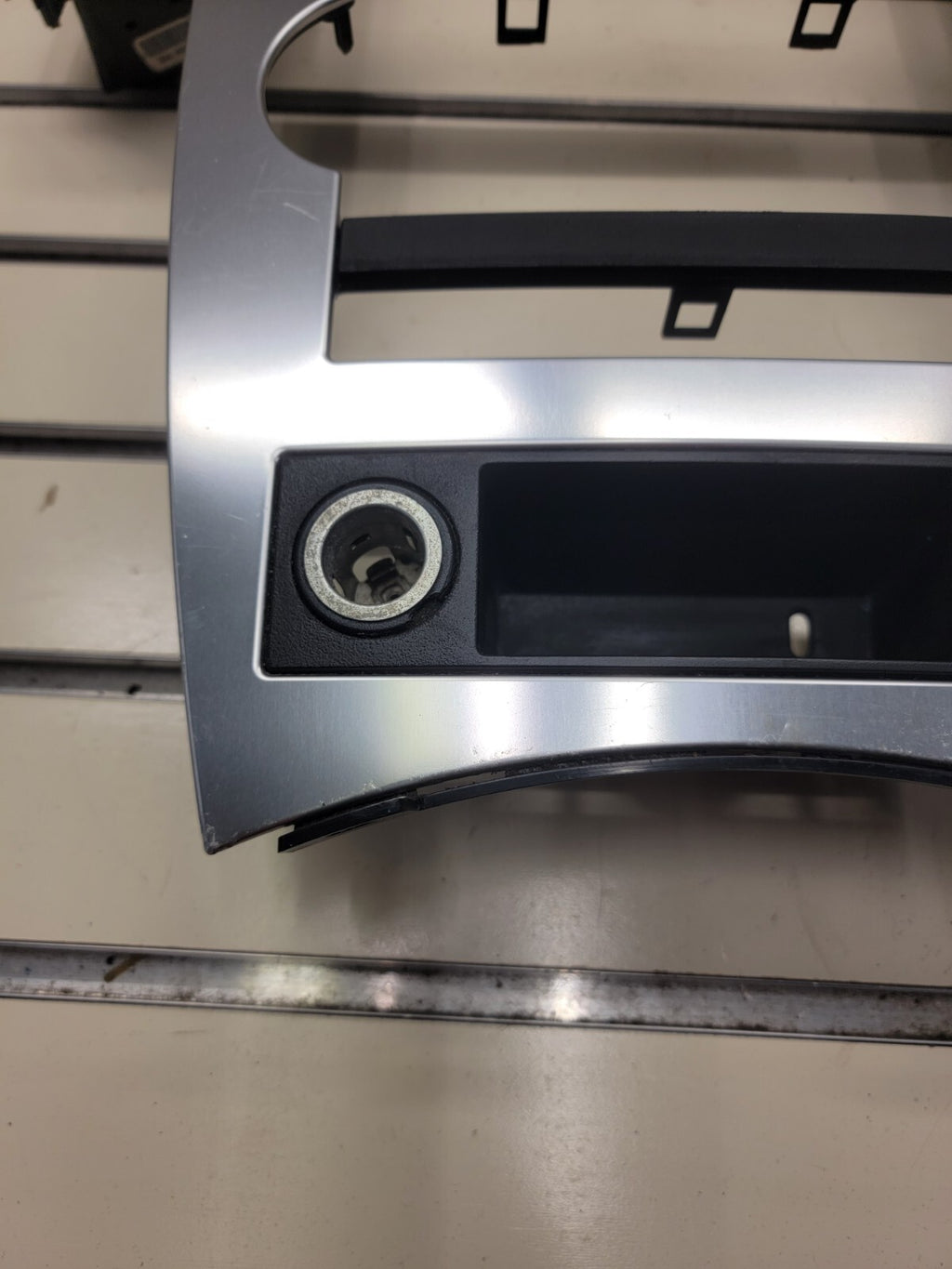 🔥2008-2010 Jeep Grand Cherokee Radio Bezel Center Dash Trim Temperature Control