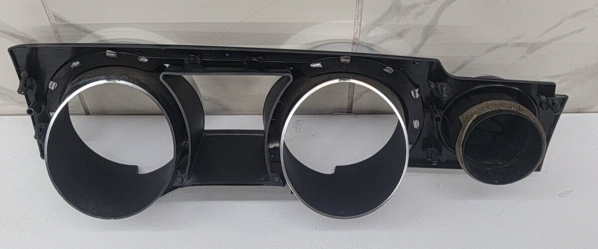 🔥05-09 Mustang Dash Instrument Cluster Bezel Speedometer Trim Chrome/Black C32