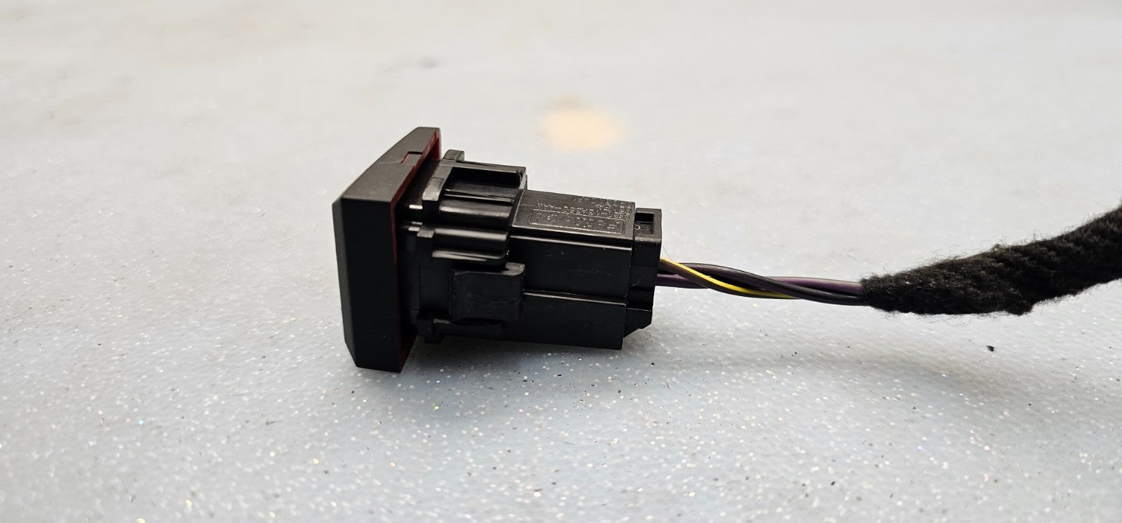 🔥10-12 Ford Fusion Milan Emergency Hazard Warning Light Flasher Switch OEM