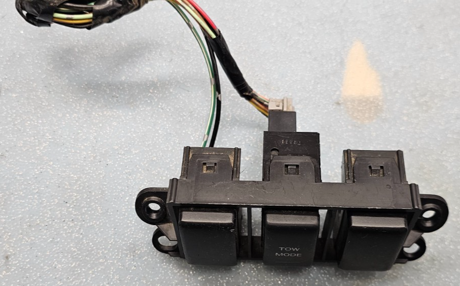 🔥04-11 NISSAN TITAN ARMADA DASH TOW MODE POWER SWITCH BUTTON ASSEMBLY BLACK OEM