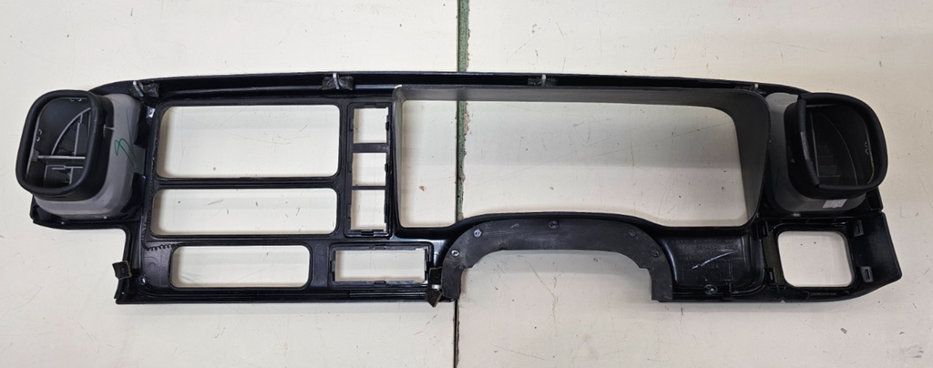 95-99 CHEVY GMC TRUCK CK Dash Instrument Cluster Speedometer Bezel Gray/Black C3