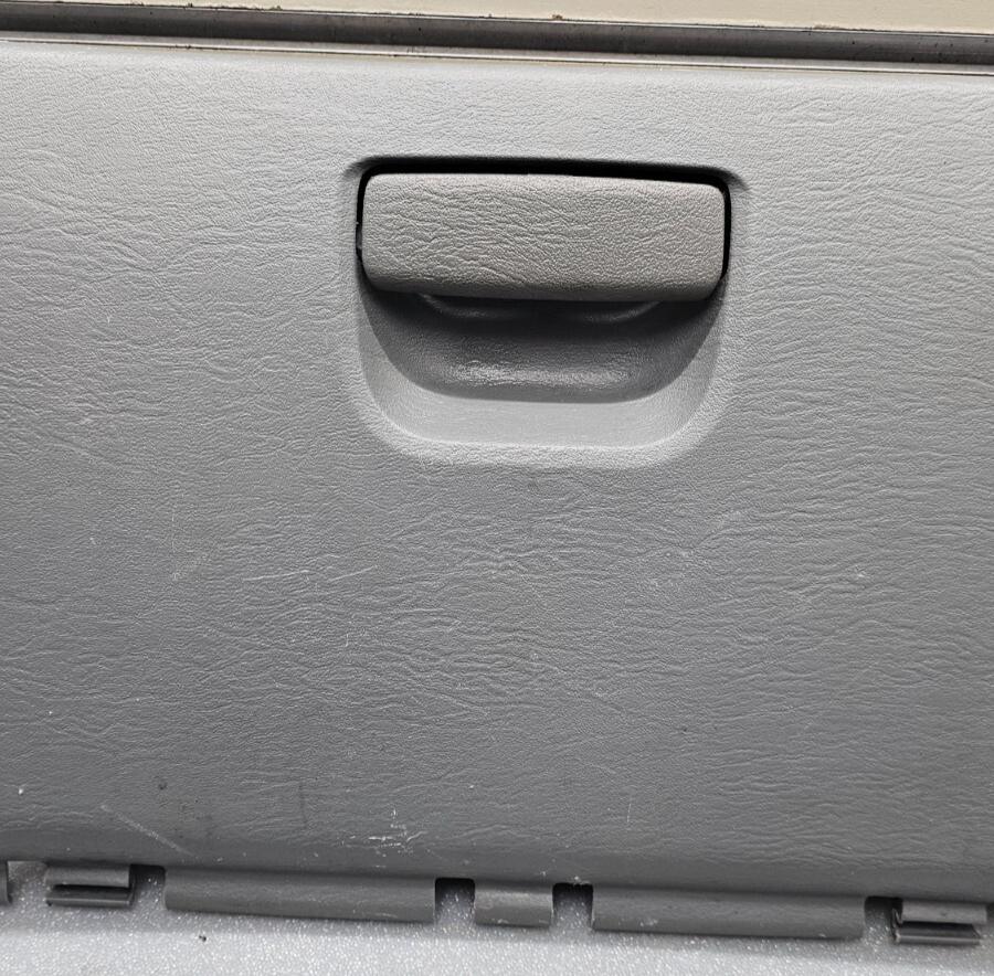 🔥01-10 PT CRUISER Dash Glove Box compartment Instrument Panel Assembly Gray