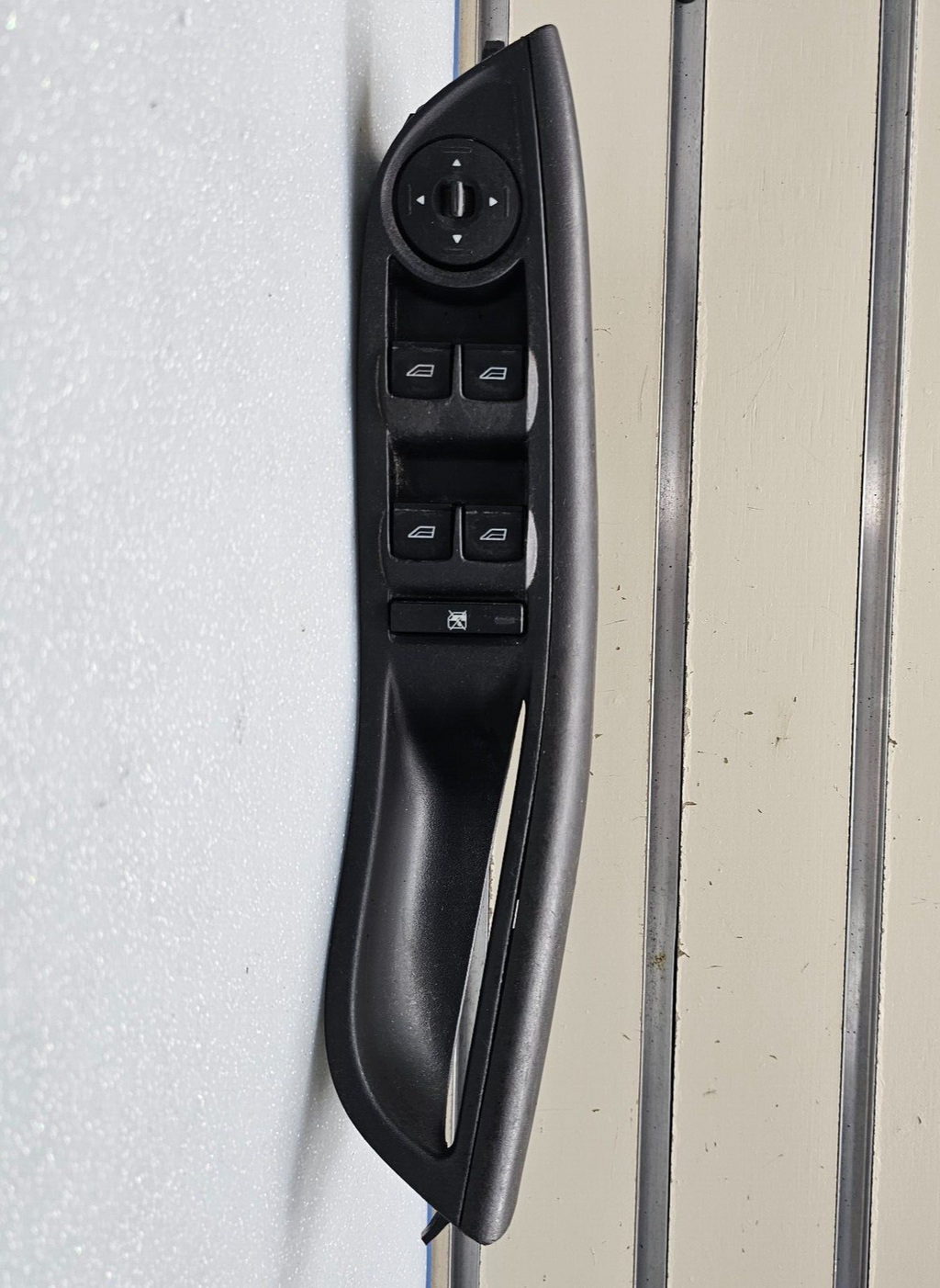 12-18 Focus Escape Front Left Driver Master Power Window Switch Regulator Black