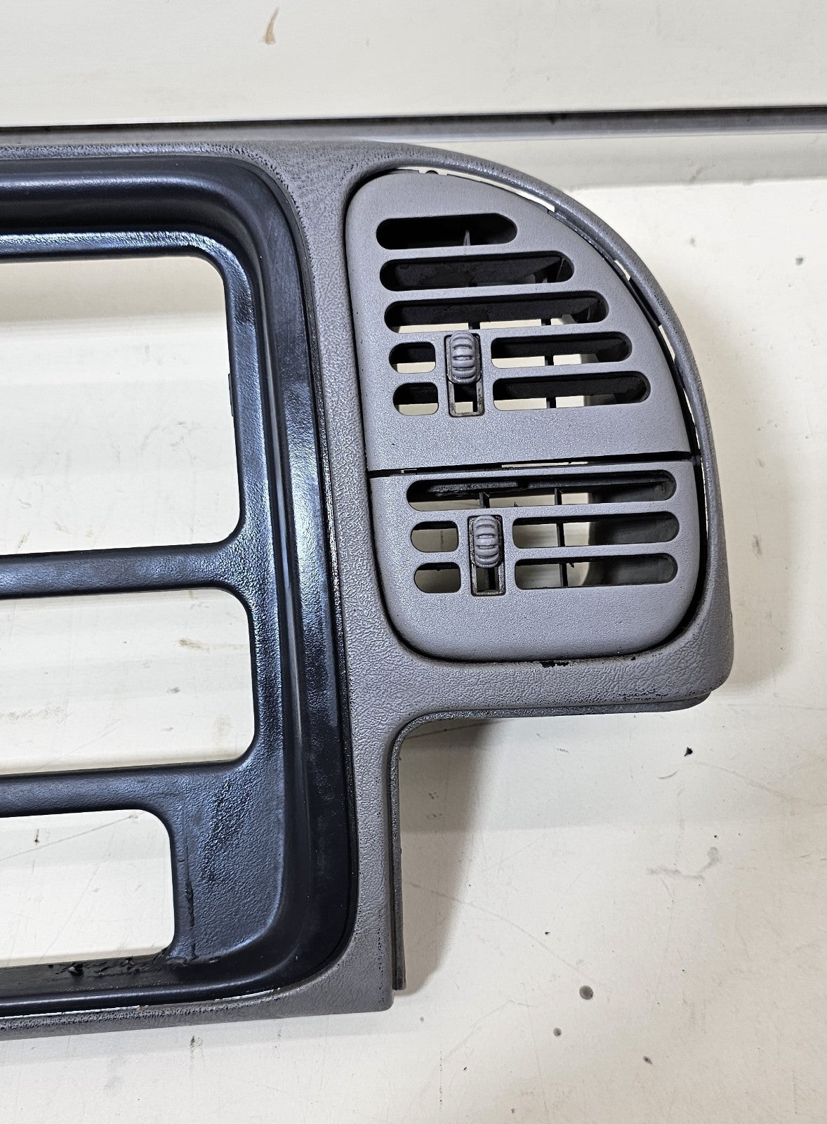 🔥95-99 CHEVY GMC TRUCK SILVERADO CK Cluster Gauge Speedo Dash Bezel Gray C3