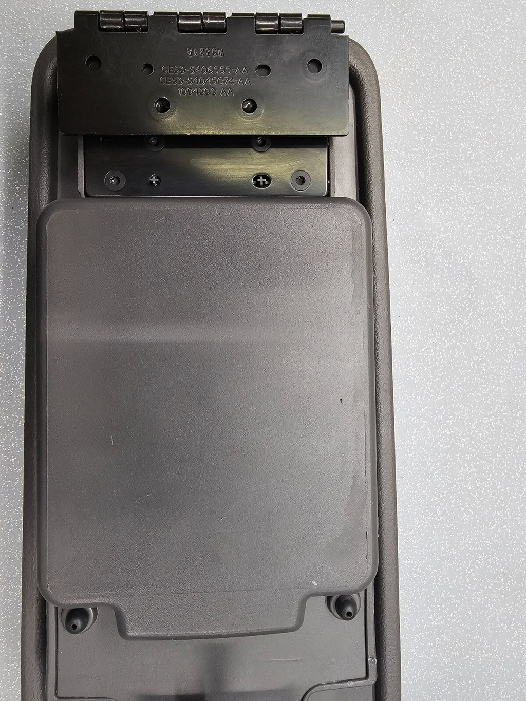 10-12 Fusion Milan Front Center Console Lid Armrest Cover Top Pad Assembly Black