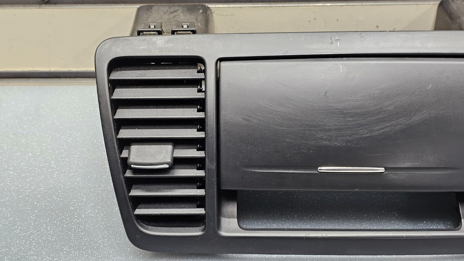 05-09 Subaru Legacy Outback Center Dash Trim Bezel Vents Clock Storage OEM B31