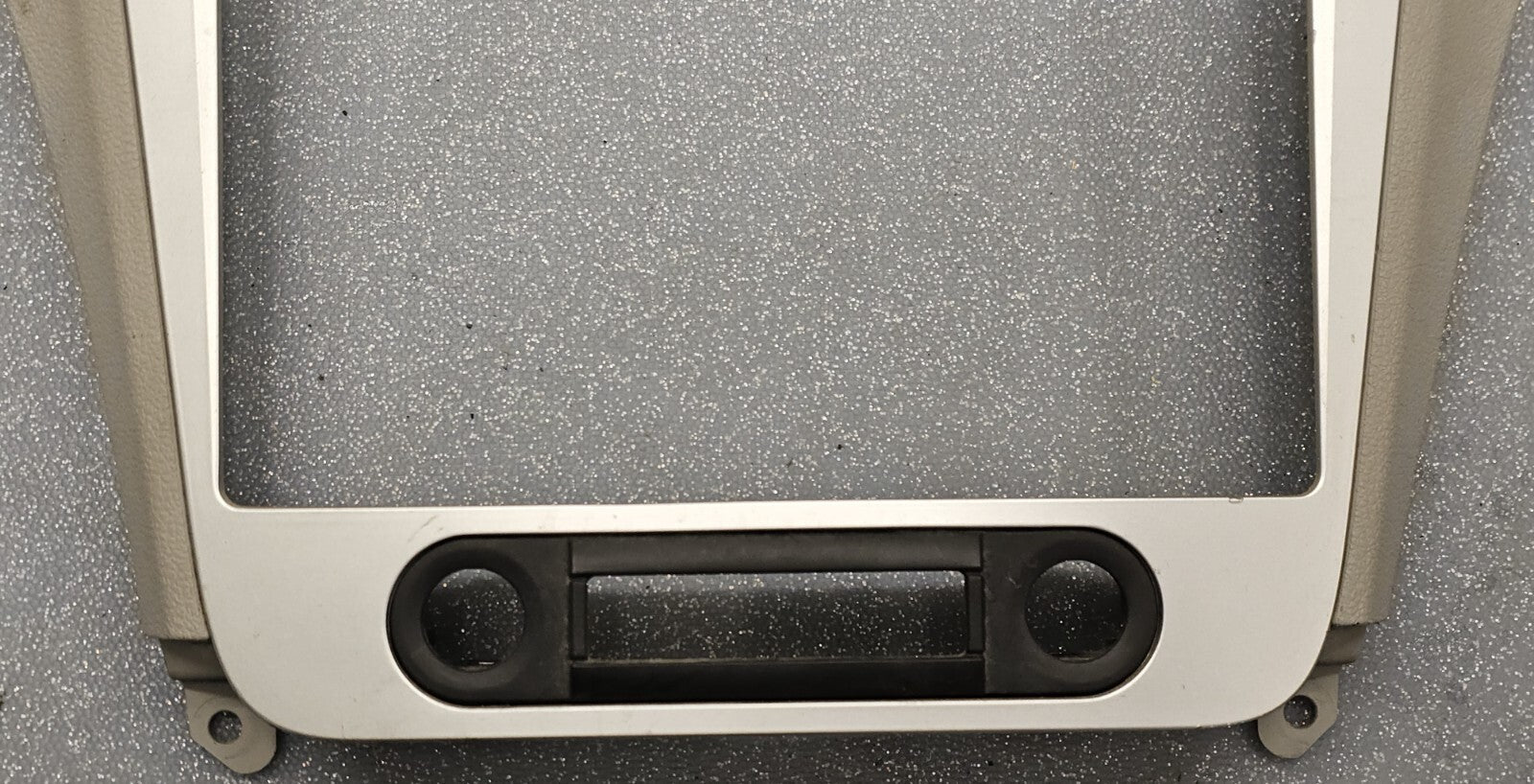 🔥2008-2012 Chevy MALIBU Center Dash Radio Bezel Panel OFF Signal Trim GRAY B8