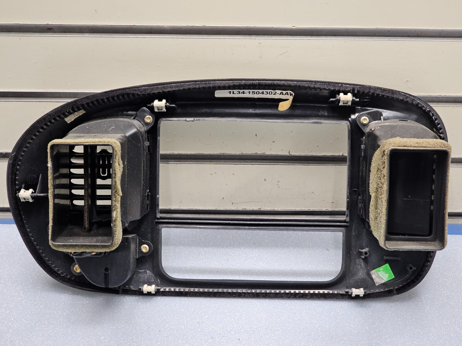 🔥97-03 Ford F150 Center Dash Radio Climate Trim Stereo BEZEL Panel Line GRAY