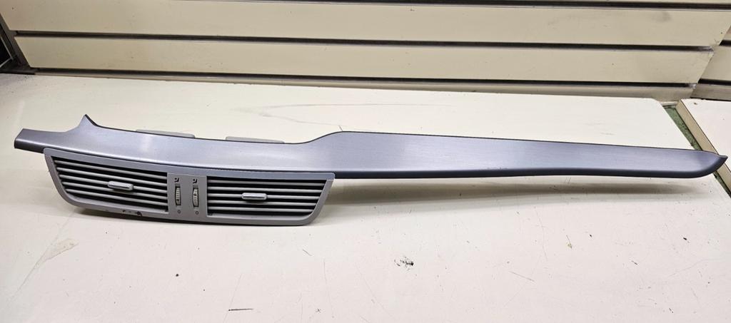 🔥09-14 Volkswagen Routan Dash Front Center Trim Bezel Panel Air Vent Silver OEM