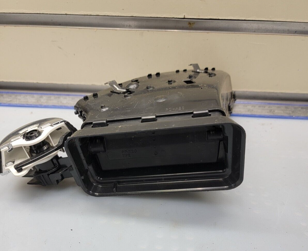 🔥2013-2018 Ford Escape Center Front Left Driver Side Dash Air Vent RH OEM
