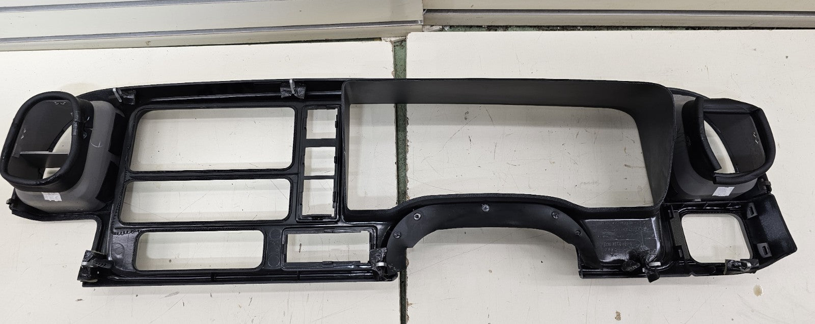 95-99 CHEVY GMC TRUCK SILVERADO CK Cluster Speedometer Dash Bezel Gray/Black C3