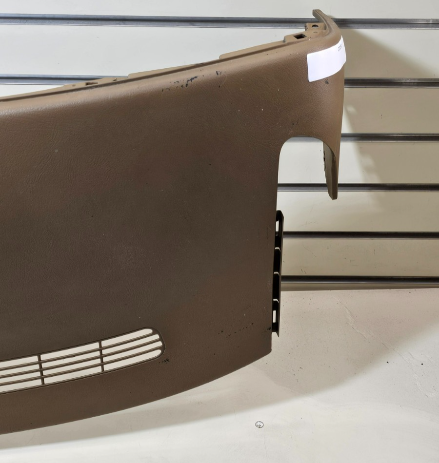 🔥99-06 SILVERADO SIERRA TAHOE Upper Cap Cover Top Dashboard Pad DK TAN DP1