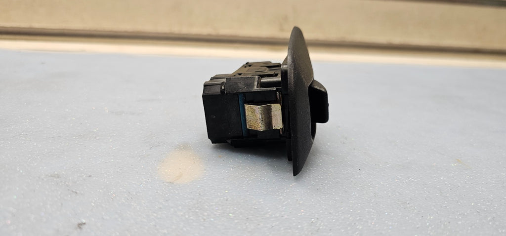 🔥03-06 Silverado Tahoe Suburban Yukon Sierra Left Rear Window Door Switch Black