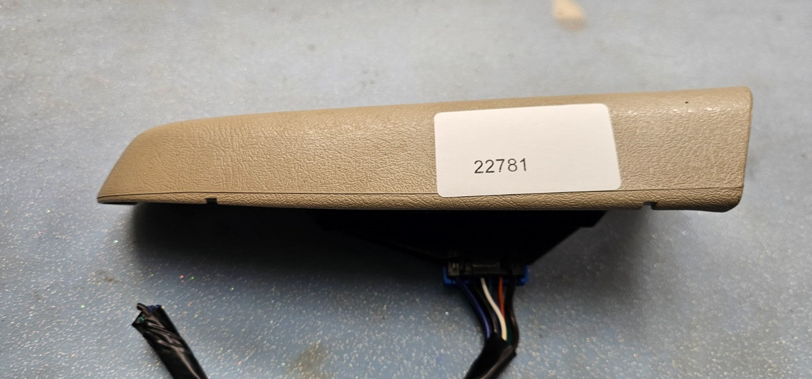 🔥00-02 Cadillac Escalade Tahoe Yukon Right Passenger Power Window Switch TAN