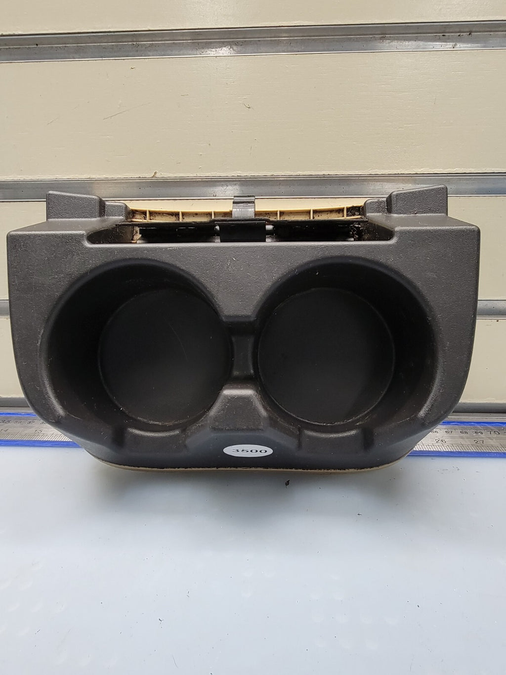 🔥07-14 CHEVROLET Suburban Tahoe Center Console Rear Pull Out Cupholder OEM TAN