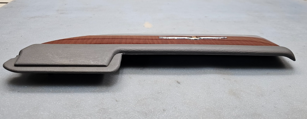 🔥2005–2007 Town & Country LH Door LIMITED Bezel Wood Trim