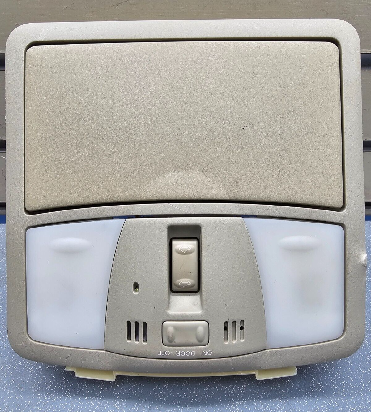 🔥09-14 Maxima Murano Overhead Roof Console Storage Dome Map Light Lamp Tan OEM