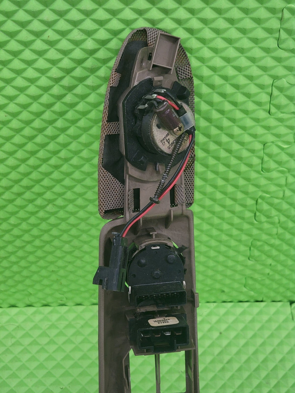 95-99 CHEVY TAHOE SUBURBAN GMC YUKON Driver Master Power Window Switch Tan WS2
