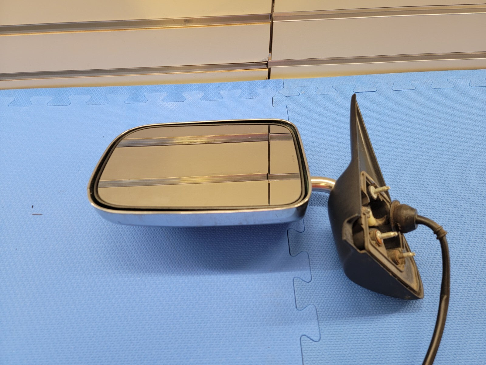 94-97 Dodge Ram 1500 2500 3500 Door Mirror Driver Left Power 3 Pin Chrome