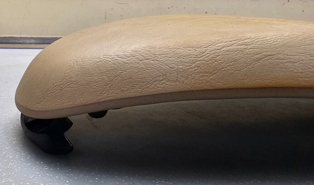 🔥00-07 FOCUS CENTER CONSOLE LID ARMREST LID COVER LEATHER STORAGE ASSEMBLY TAN