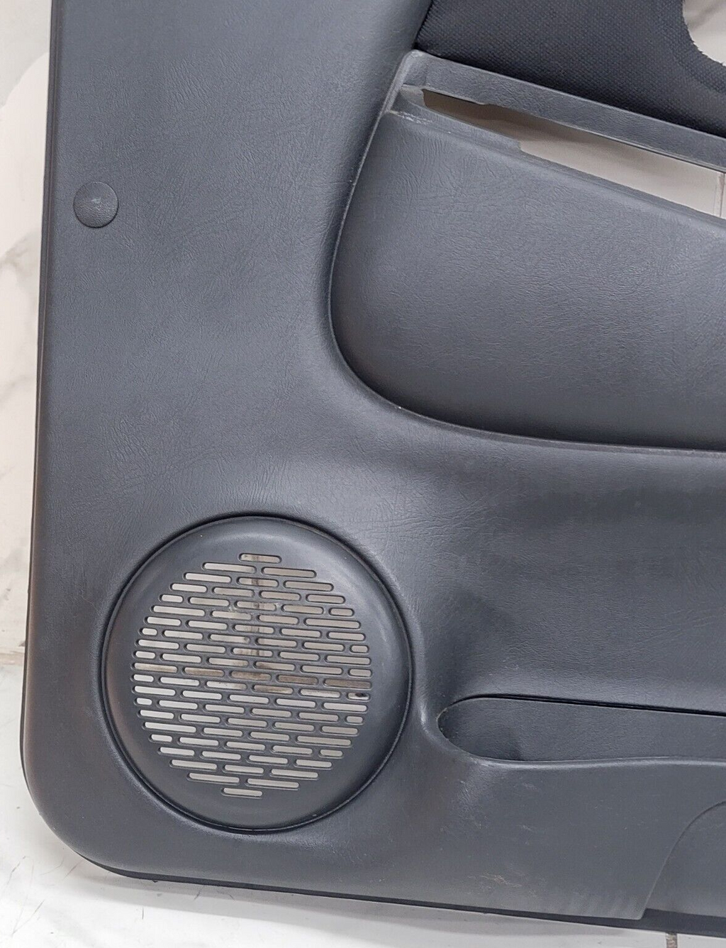 98-04 Chevy Blazer Jimmy S-10 GMC Sonoma Front Door Panels AUTO OEM RIGHT GRAY