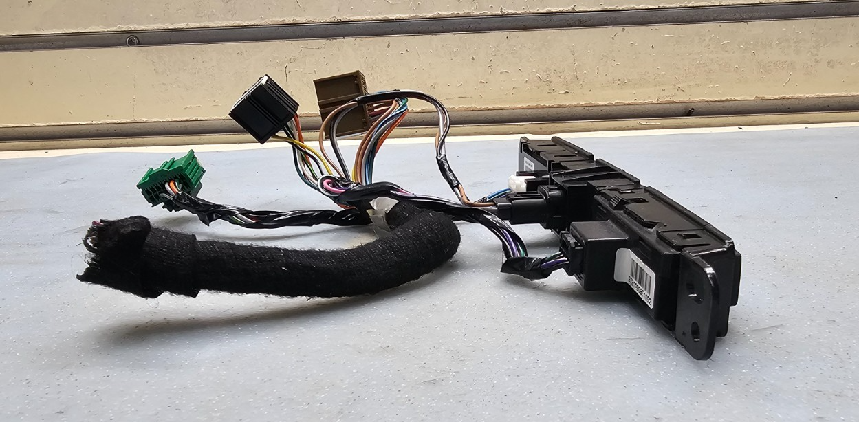 09-12 Chevrolet Traverse Center Dash Panel Hazard Control Switch Unit OEM SW55