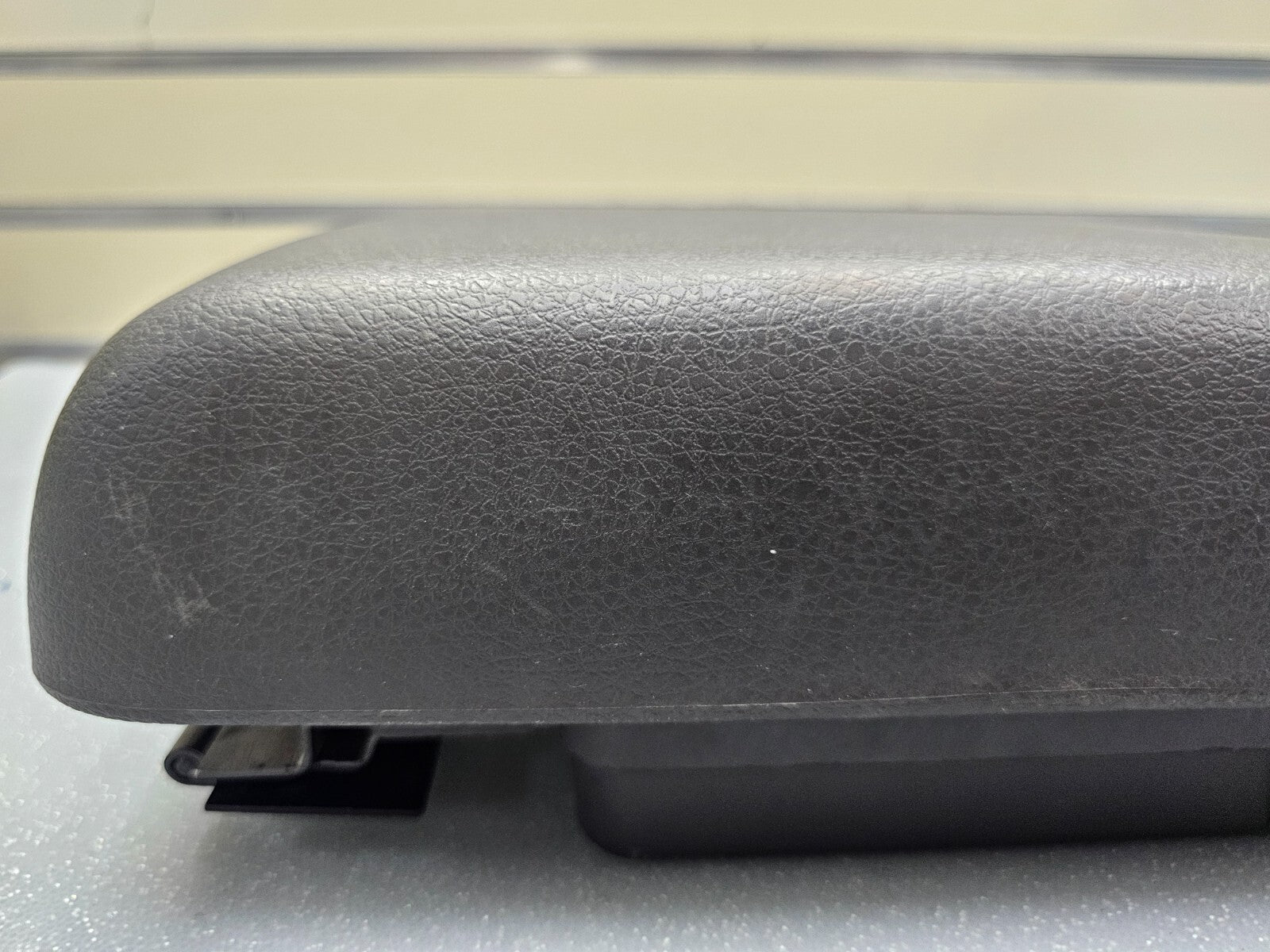 10-12 Fusion Milan Front Center Console Lid Armrest Cover Top Pad Assembly Black