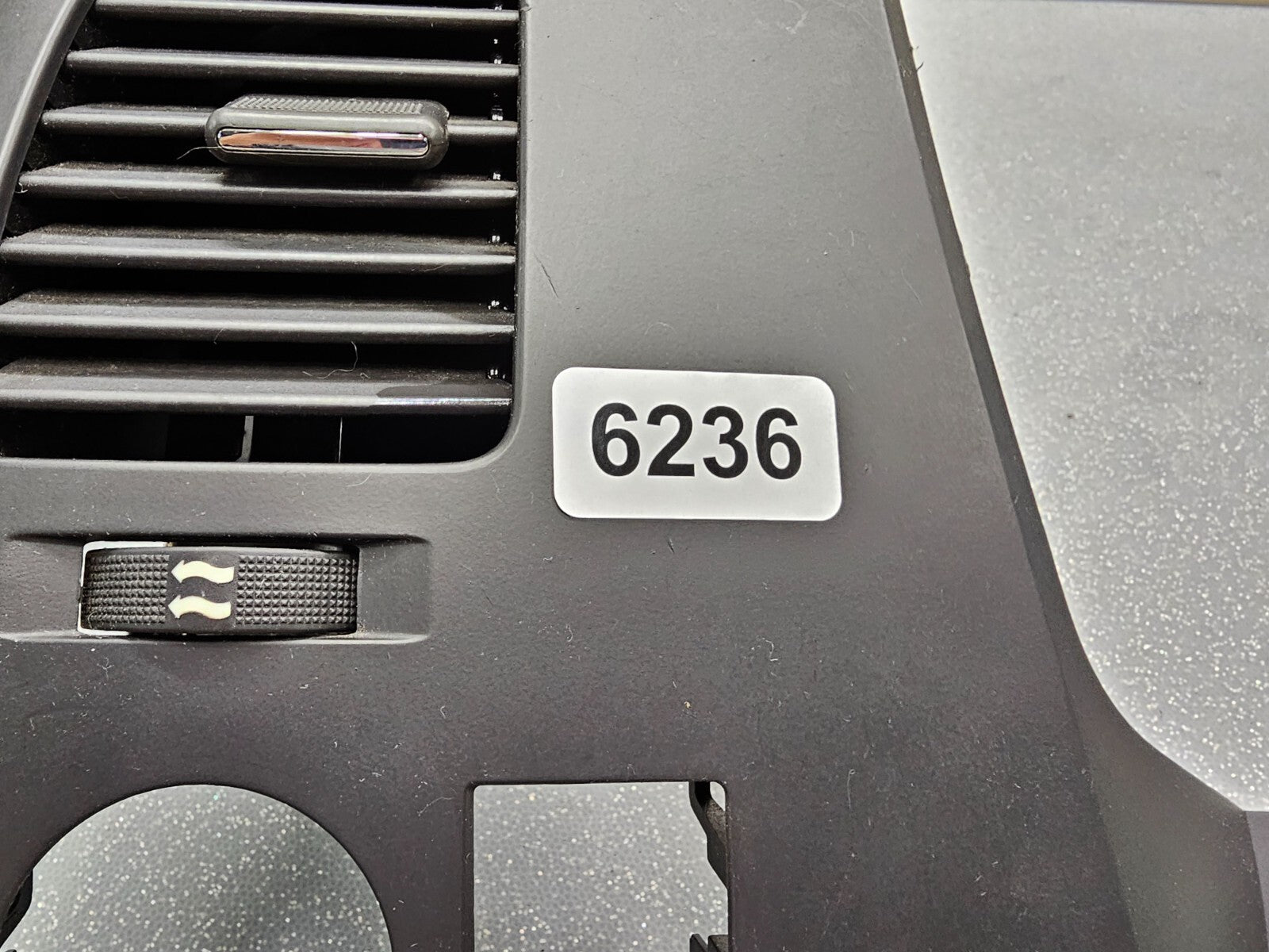 🔥07-13 GM Truck OEM Driver Left AC Vent Black Dash Trim Panel Headlight Switch