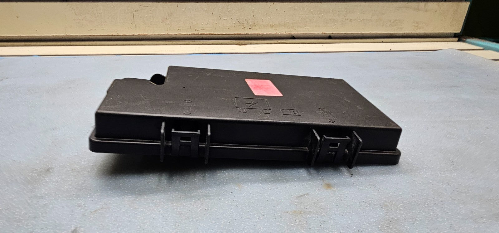 🔥11-14 Ram C/V Grand Caravan Fuse Relay Box Battery Cover Lid Junction Power 