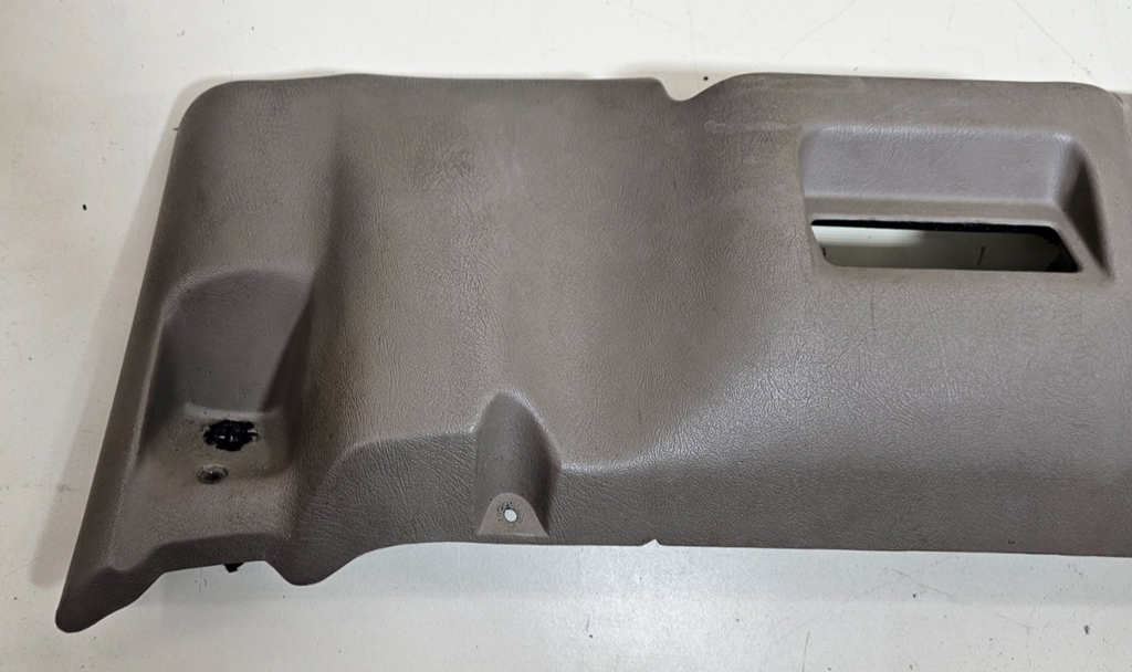 🔥95-99 CHEVY GMC TRUCK CK INSTRUMENT PANEL DASH KNEE BOLSTER PANEL TAN OEM