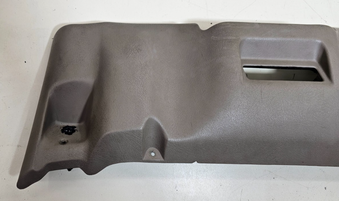 🔥95-99 CHEVY GMC TRUCK CK INSTRUMENT PANEL DASH KNEE BOLSTER PANEL TAN OEM