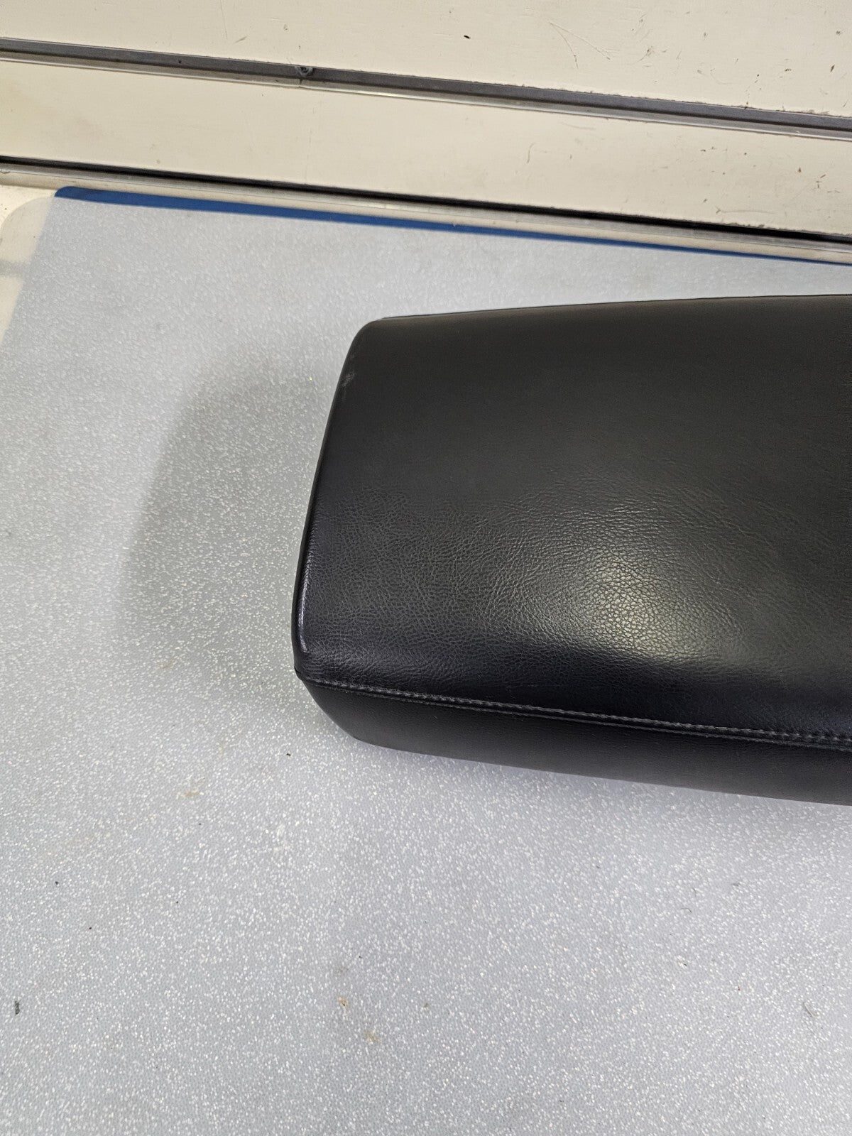 🔥09-14 NISSAN MURANO CENTER FRONT CONSOLE ARM REST LID PAD COVER LEATHER OEM