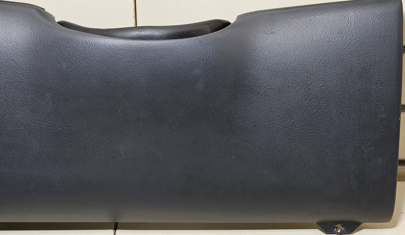 🔥99-06 Silverado Sierra Dash Front Left Knee Bolster Panel Lower Column Black