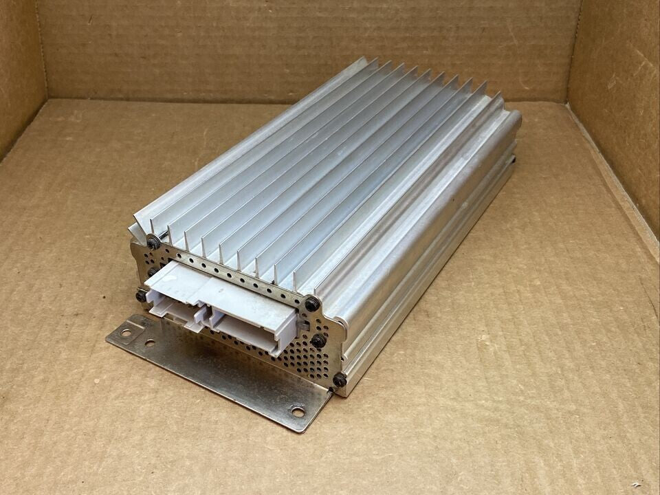 🔥01-02 GMC YUKON CADILLAC ESCALADE FRONT LOWER BOSE RADIO AUDIO AMPLIFIER OEM