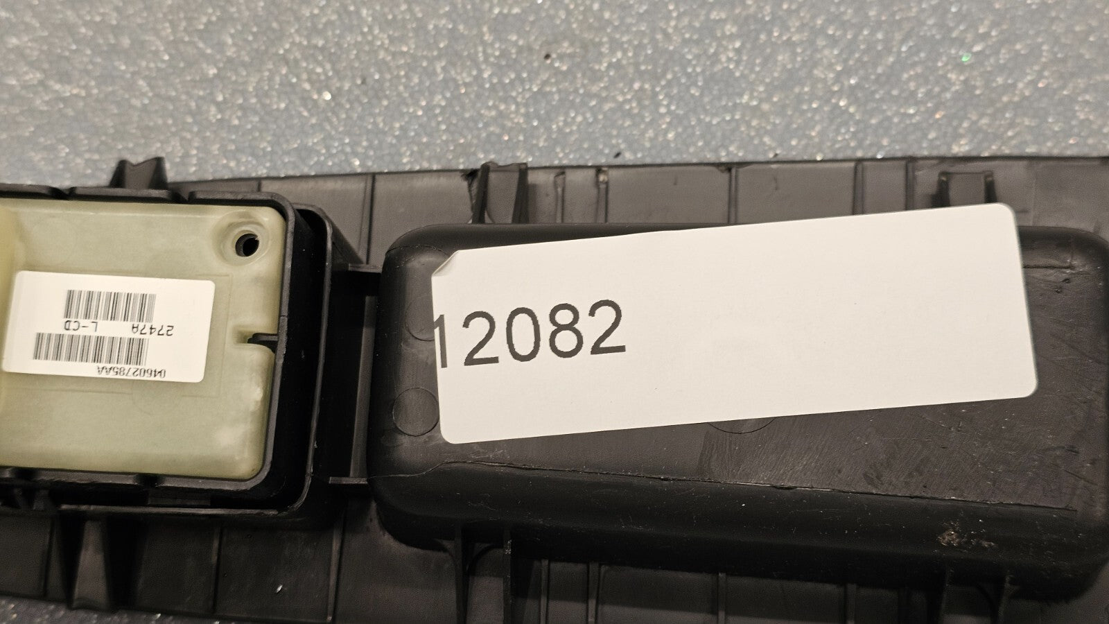 07-11 Charger Dakota Chrysler 200 300 Right Passenger Power Window Switch Gray