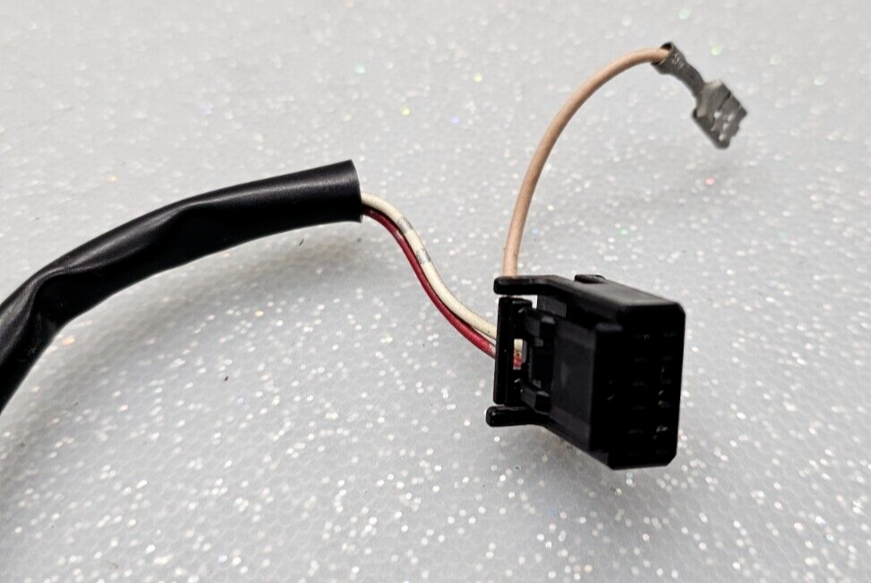 🔥03-08 Toyota Corolla Matrix Vibe Steering Wheel Cruise control Switch Assembly