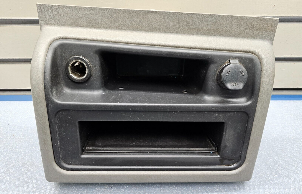 🔥03-06 SILVERADO SIERRA CENTER CONSOLE STORAGE BEZEL ASH TRAY LT TAN/BLACK OEM