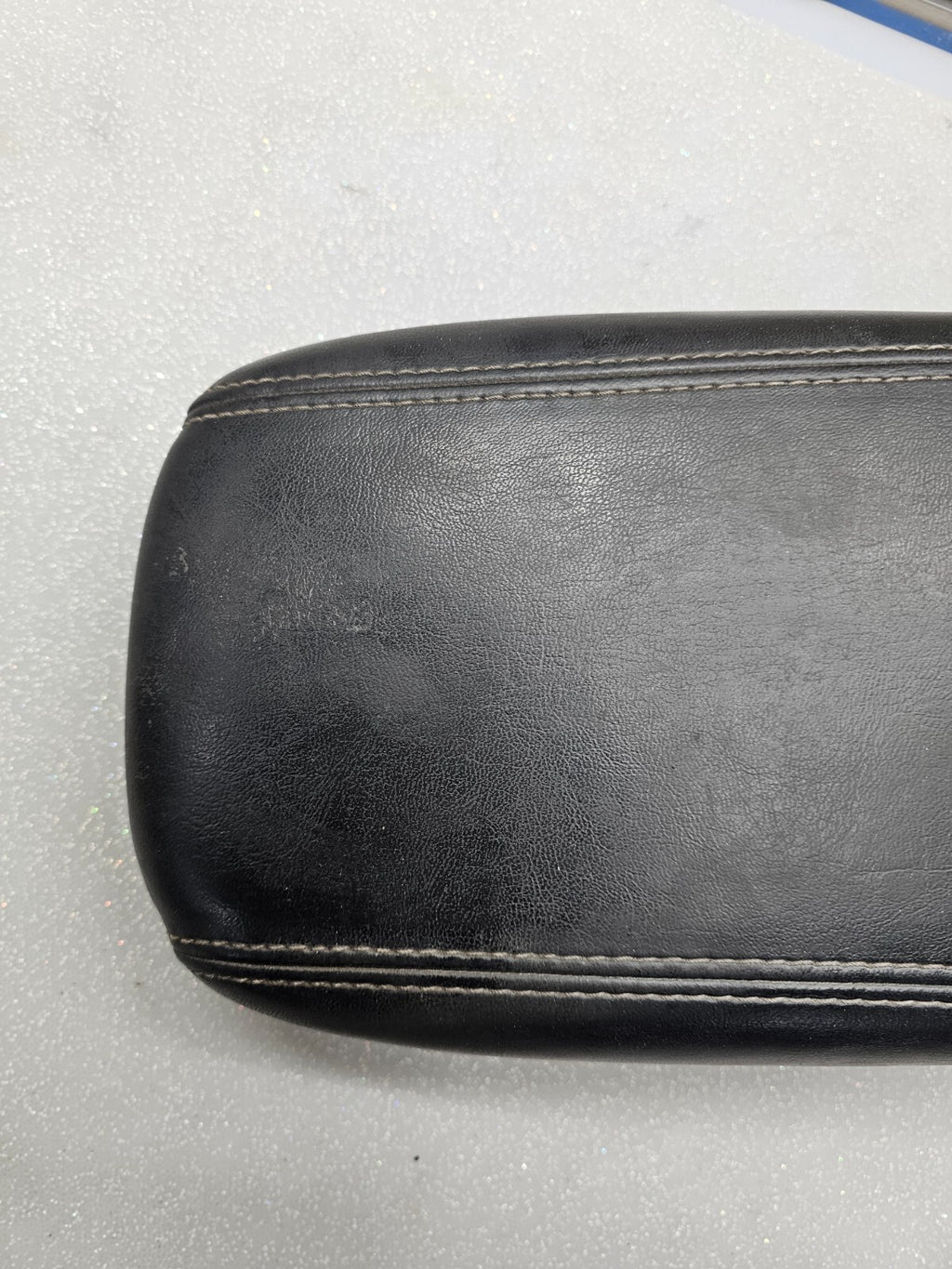 🔥13-16 DODGE DART FRONT CENTER CONSOLE ARM REST LID LEATHER BLACK TOP PAD COVER