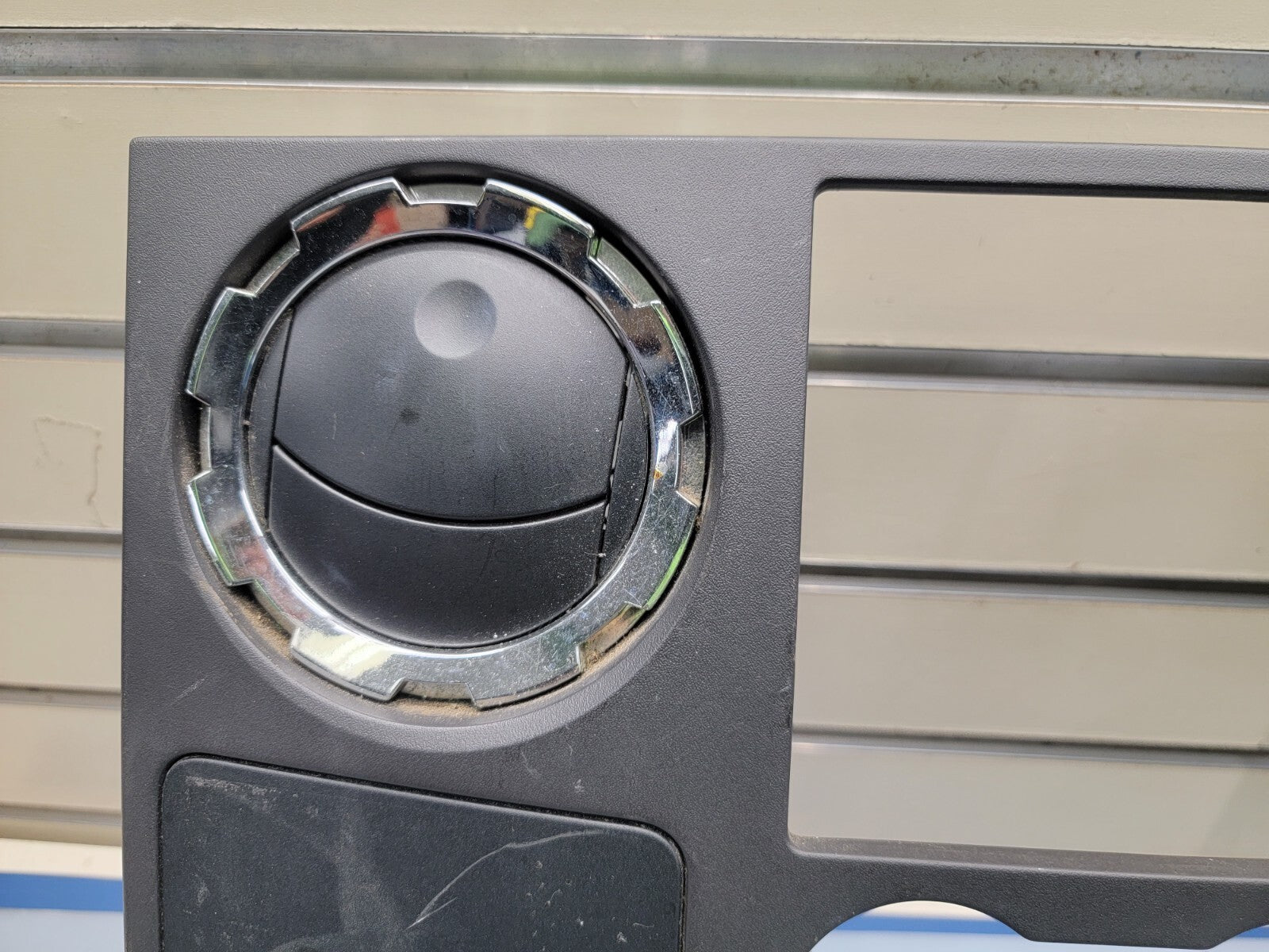 🔥2008-2010 Ford F-250 F-350 Super Duty Radio Dash Bezel Black OEM