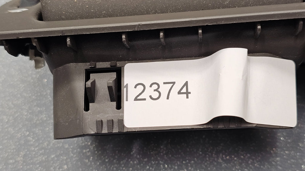 04-07 Volvo S40 Front Middle Dash Center Air Vent Heater Conditioning Bezel Tan