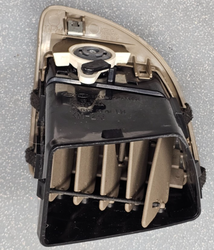 🔥05-10 Sportage Dash LH Left Driver AC Air Vent Heater Conditioning Panel Tan