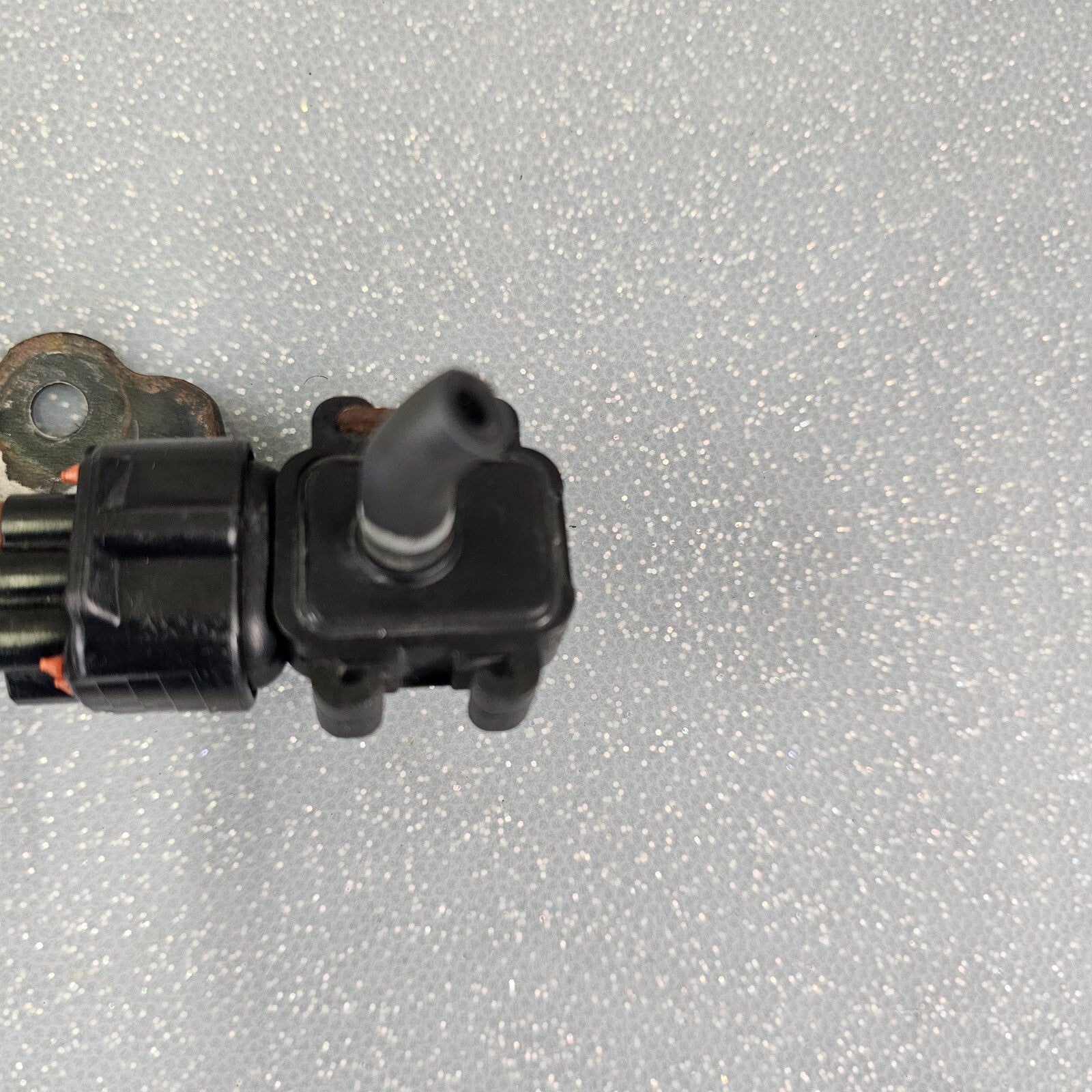 🔥1997-2001 Toyota Camry Lexus ES300 Fuel Vapor Pressure Sensor Genuine OEM